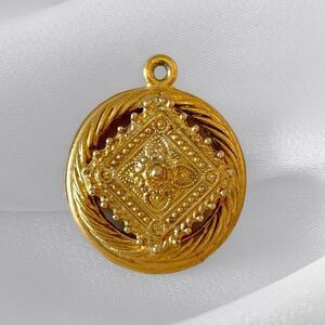 Vintage Florenza Gold Circle Pendant